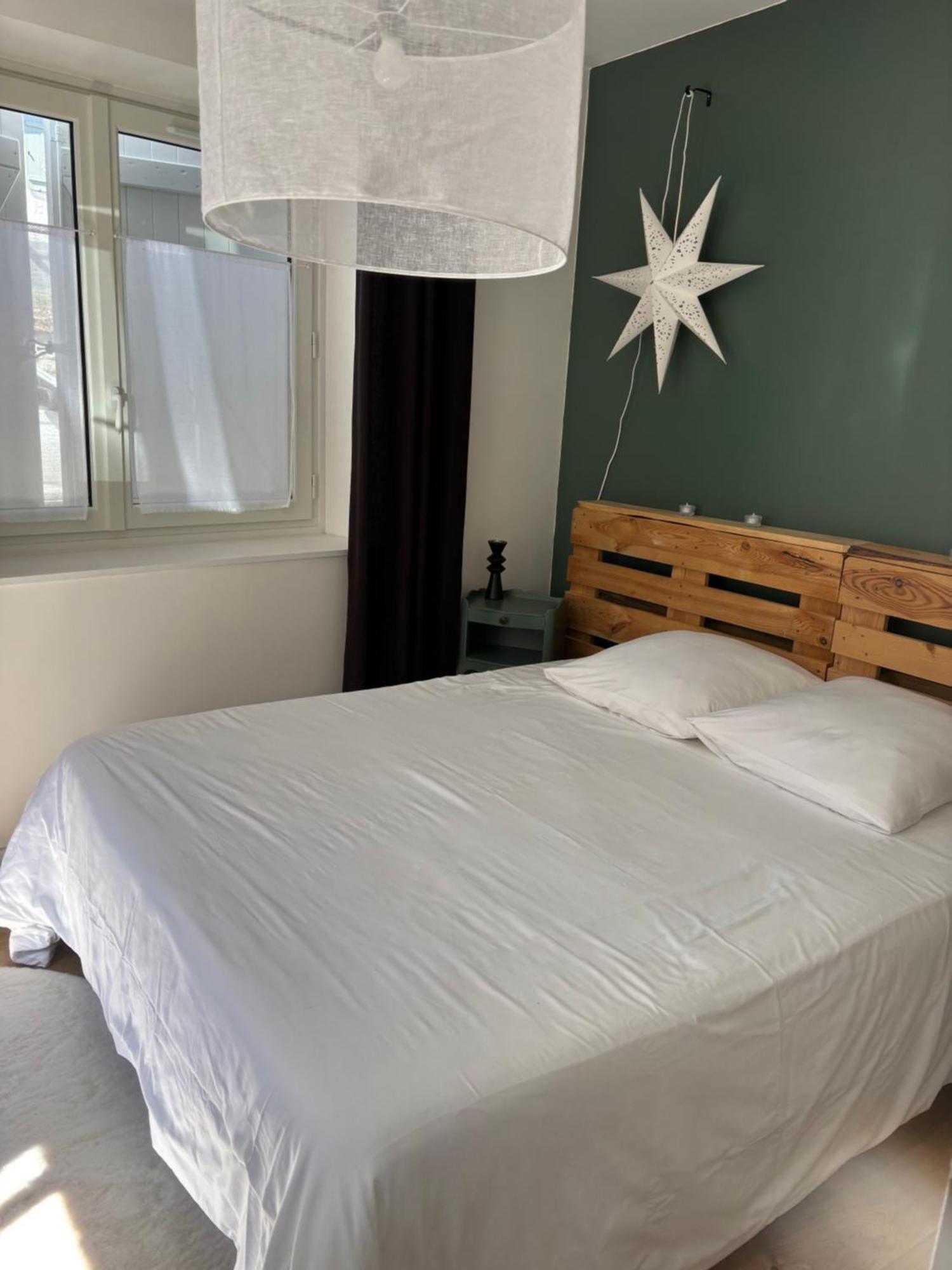 Ferienwohnung La Tete Dans Les Etoiles Aumont-en-Halatte Exterior foto